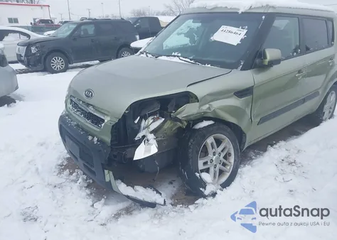 2011 Kia Soul + из США, поврежденный, VIN KNDJT2A25B7208313